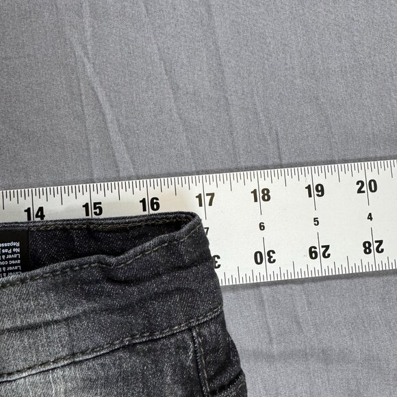 NWOT Southpole Jeans Mens 34x34 Black Skinny Distressed Paint Splatter Acid Wash - Picture 5 of 7